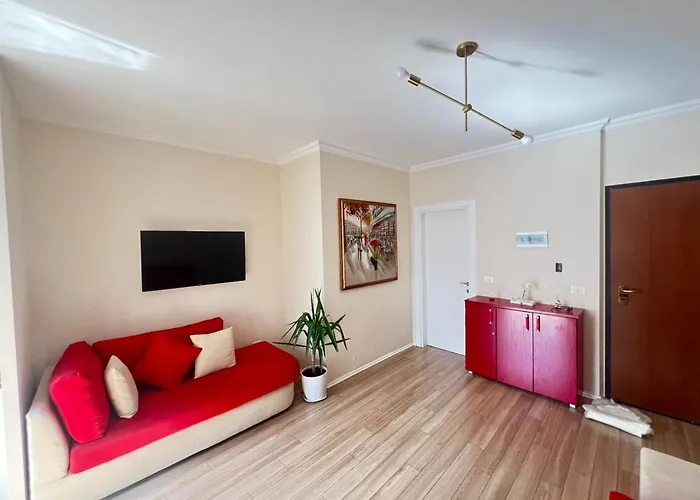 Joel 1br Center * Tirana